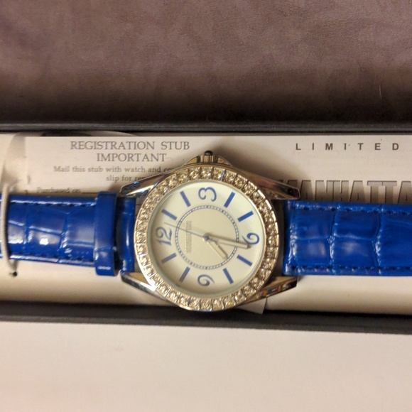 1987 Blue Manhattan Watch NIB - Picture 2 of 5
